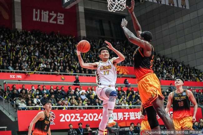 美国对阵波黑精彩集锦回放_美国对阵波黑全场录像_美国对阵波黑高清比赛直播
