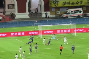 现场国安球迷高呼“漂亮”！实拍：林良铭卸球摆脱破门彰显功力