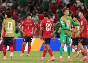 小组第三名！韩媒严厉批评韩国队：宛如集体肠胃炎发作，连跑动都不积极，怎能赢得比赛