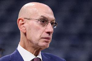美国媒体:NBA收入未达预期,球员薪资将减少约5.5%,库里损失最高达330万