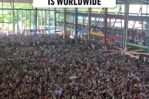 孟加拉梅西球迷这看球助威气势，丝毫不比现场球迷的差啊