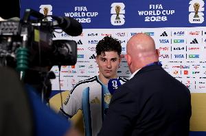阿斯:马竞计划就巴萨与阿尔瓦雷斯接触事宜向FIFA仲裁法庭提出投诉