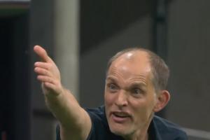 紧张时刻！英格兰0-1不敌民主刚果，图赫尔场边激情指挥