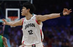 加强防守势在必行!中国男篮第二节以19-28落后日本男篮9分