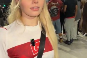 主队被淘汰了！可惜看不到这么漂亮的土耳其美女球迷了
